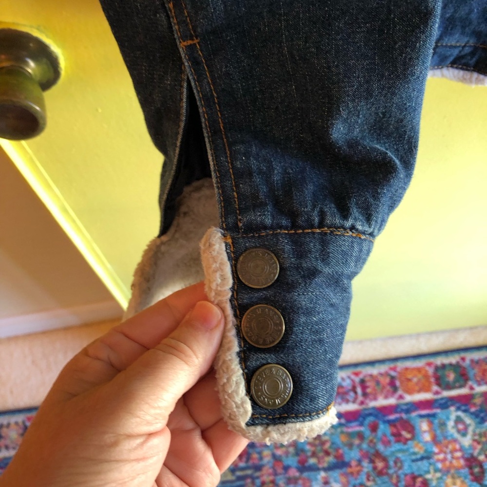 Jean jacket with fleece collar/cuffs - Picture 2 of 6